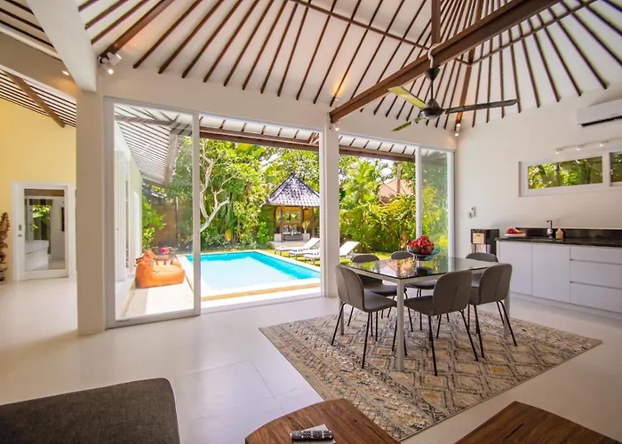 Villa Sitara, Sitara Villa Group
